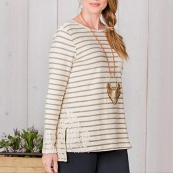 Matilda Jane Classic with a Twist Striped Top With Floral Lace Size M - Picture 2 of 16